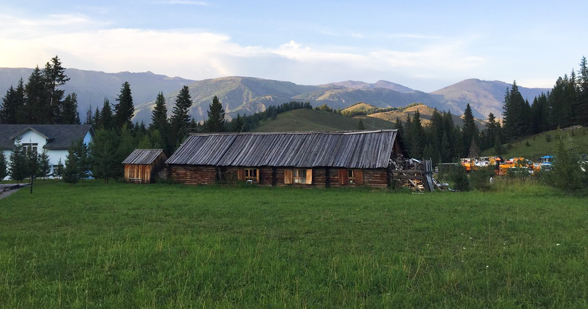 European-style log cabin